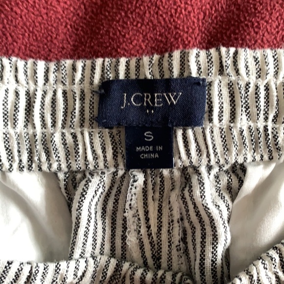 J crew linen shorts - Picture 3 of 5